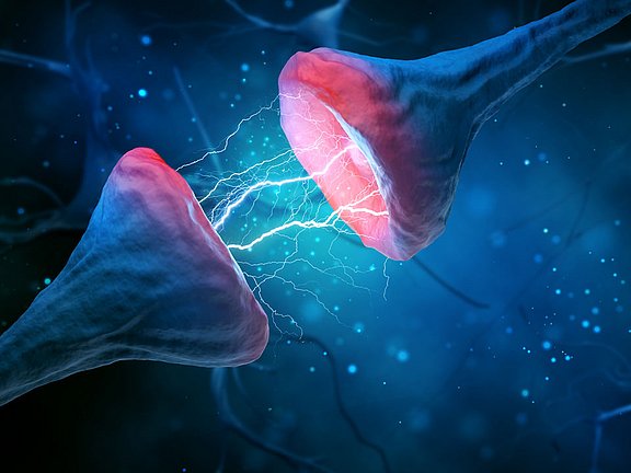 Eine digitale Illustration einer Synapse, die zwei Nervenzellen mit einem Abstand dazwischen zeigt, die durch elektrische Impulse verbunden und von einem blau leuchtenden Hintergrund umgeben sind.